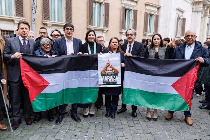 Pd e 5s contro Israele.«I coloni vanno sanzionati»